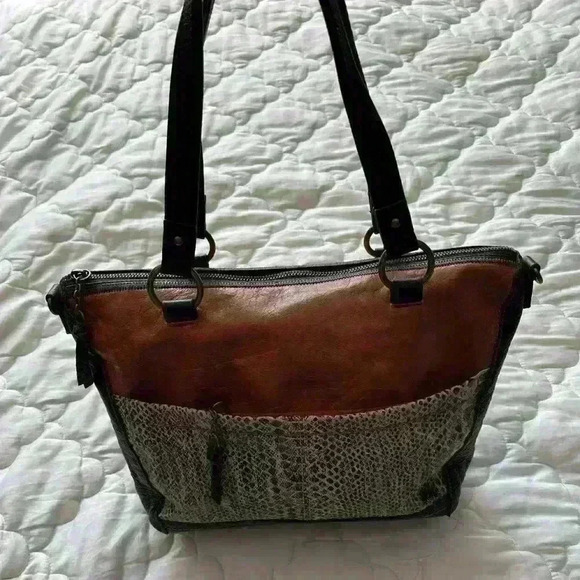 The Sak Two Way Tote Handbag Large  Leather Brown Snake Pattern. - Picture 3 of 13